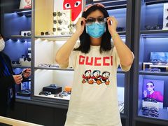 -宏宇眼镜蔡司依视路折扣店(兆佳眼镜城店)