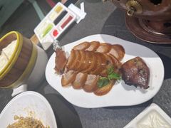 至尊酥香嫩烤鸭-北平盛世·新京菜·北京烤鸭(劲松·双井店)