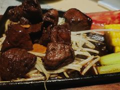 铁锄牛排-穹六人间 people 6(岳阳路店)