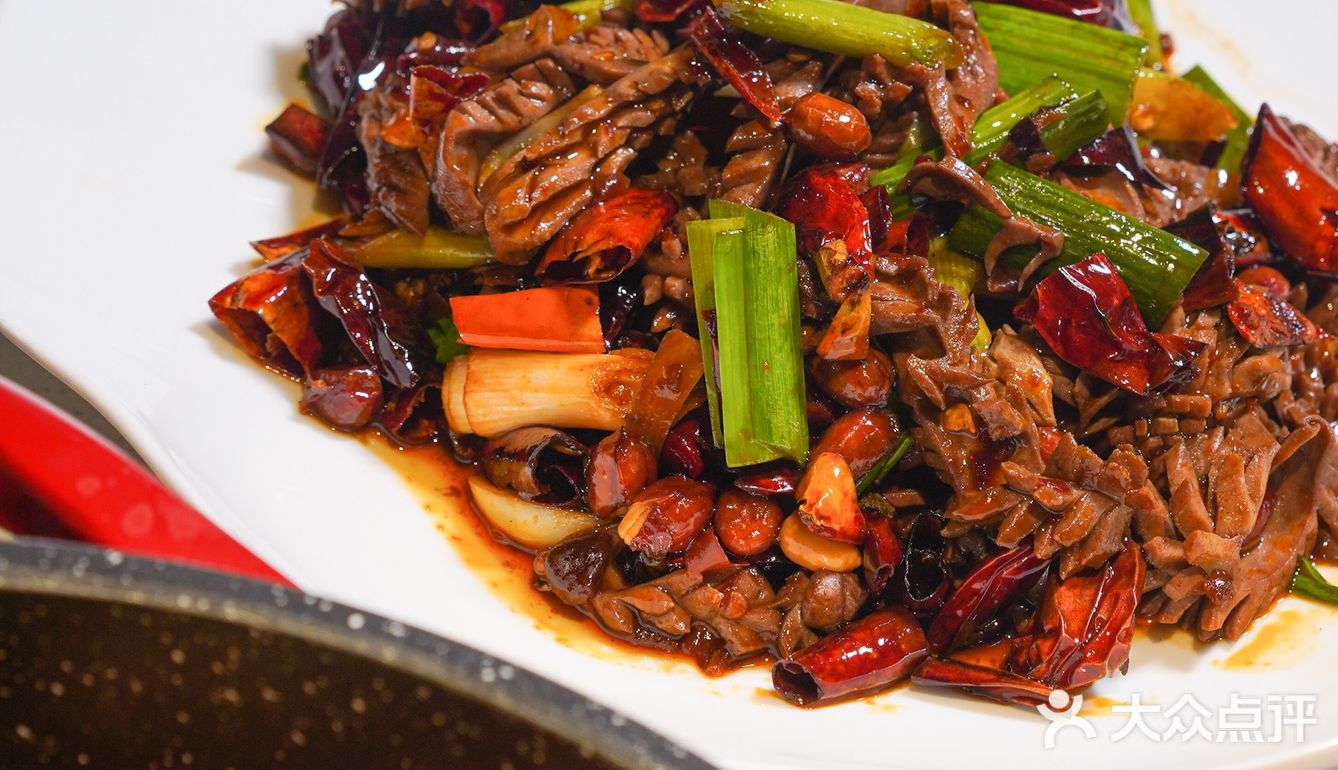 ins风环境🍀贵州风味创意菜混搭是个什么味？