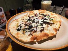 -JINNS锦时 steak&pizza(浸信会礼拜堂旧址店)