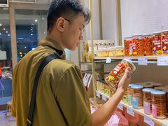 -顶东面包花园·生日蛋糕(世博店)