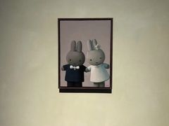 -Nathalie Djurberg与Hans Berg“牛皮纸包裹的月亮”-Prada荣宅当季展览