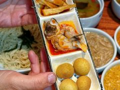 -裕兴记•蟹黄面馆(人民广场店)