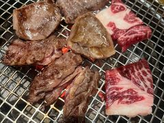 -铭牛烧肉·和牛海鲜自助(高新月牙湖店)