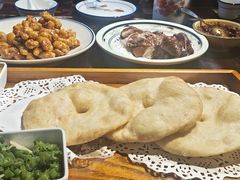 -蓝田九大碗民俗食府(蓝田店)