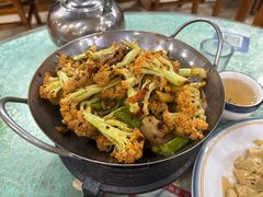 -鹤乡东北菜(崮山路店)