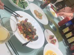 -梦都海鲜酒家(万达广场江桥店)