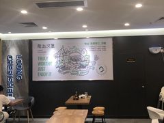 大堂-龙治汉堡(中华城店)
