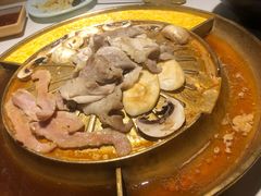 -猪啊牛呀羊啊铜盘烤肉(正大广场店)