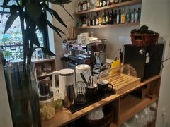 -WOW coffee