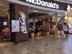 门面-麦当劳(城西银泰店)