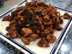 -八两八金·莱芜特色炒鸡(市南漳浦路店)