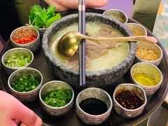 -浩海火燒雲傣家菜(芮欧百货店)