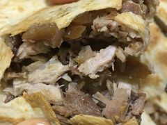 肘子鞋底火烧-宝光熏肉鞋底火烧(新街口店)
