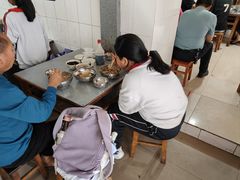 -正宗杨记普洱酸醋米线(总店)