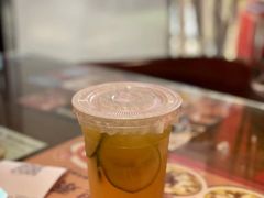 -何记花甲(海岸城旗舰店)