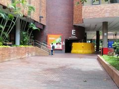 -香港理工大学
