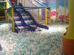 -蒙特利亲子乐园