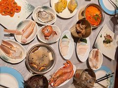 -雍容荟帝王蟹活龙虾展台自助(IFS黑金店)