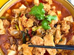 -丹水桥地锅鱼·翘嘴鲌·地方特色全鱼宴(丹江口大坝店)