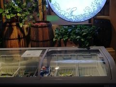 门面-日进一片海.生腌海鲜火锅.宵夜烧烤(三里屯总店)