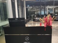-杭州中升之星奔驰4S店(滨江店)