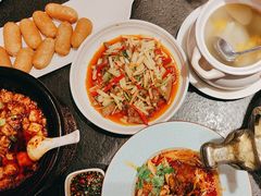 -万重锦·人文川菜馆(骡马市店)
