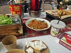 -刘姐啤酒鱼民族演艺餐厅(西街总店)