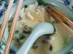 -明呈黄鱼面馆(斜土路店)