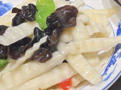 山药木耳-八张桌子(老店)