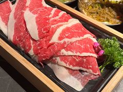 -湊湊火锅·茶憩(杭州湖滨银泰in77店)