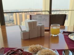 -视界美食自助餐厅·石家庄希尔顿酒店