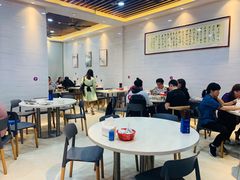 大堂-长平老姿娘夜粥(平东一街店)