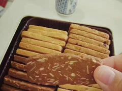 -珍妮曲奇聪明小熊(上环店)