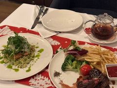 -WOLFGANG PUCK KITCHEN & BAR(迪士尼小镇店)