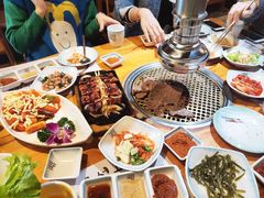 -唯成•韩国炭火烤肉 유성고기