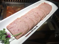 -老牌坊云南鱼豆花火锅(哈西万达店)