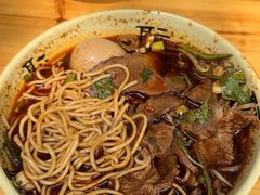 -黑皮牛杂面(金融港路店)