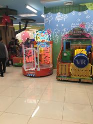 -莫莉幻想儿童乐园(哈尔滨王府井店)