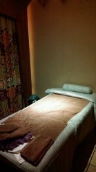 -蕾蕾美颜美容美体