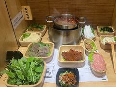 -独食火锅·半米屋台(直营总店)