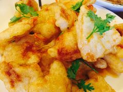 -闯关东东北农家菜(崂山石老人店)