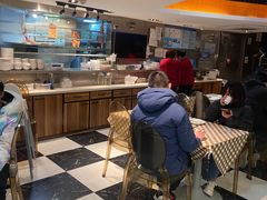 -新大咀港式茶餐厅(宝山万达店)