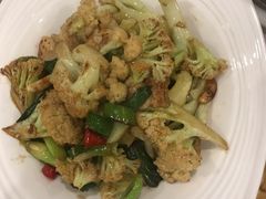 -鑫皇朝酒店(建设一路店)