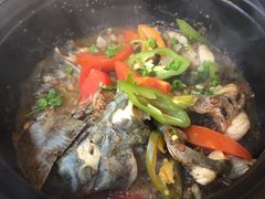 -刘姐啤酒鱼民族演艺餐厅(西街总店)