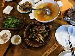 -隔壁老王·家常云南菜(花巷店)