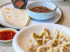 -巧克力渔家.小船海鲜胶东菜(三浴场店)