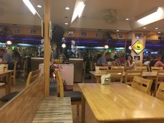 -J Daeng Seafood