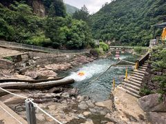 -安吉龙王山峡谷漂流